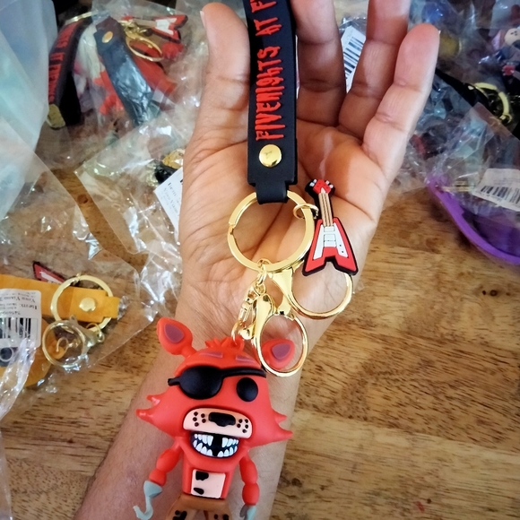 Foxy keychains from Freddy Five Nights, ready for a birthday gift. - Picture 2 of 3